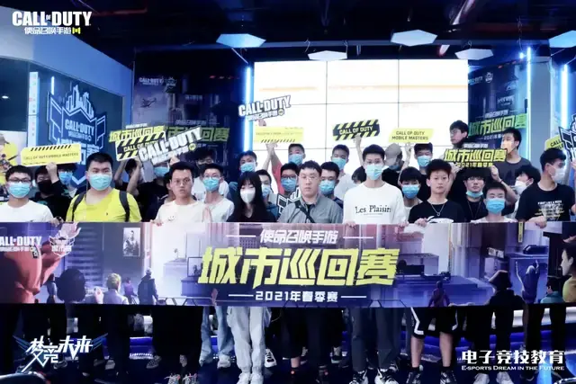 年轻选手尼 年轻选手尼