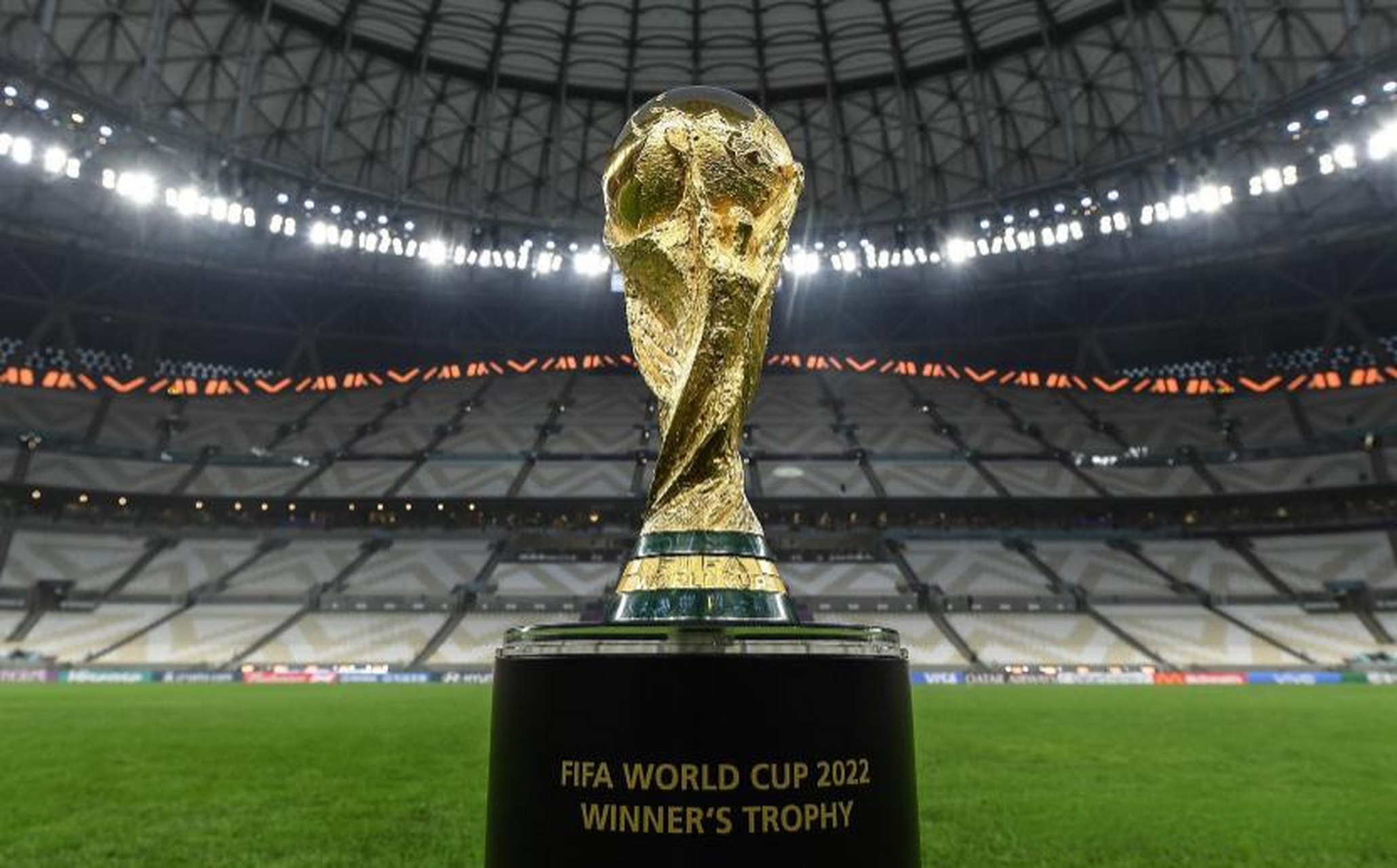 距足以改变 距足以改变