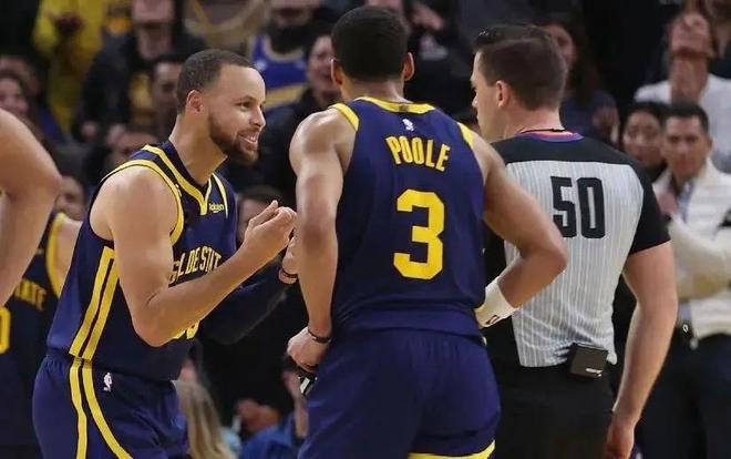 不利残局里 不利残局里